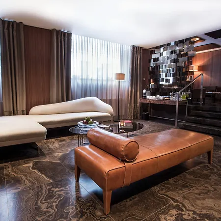The Emblem - Preferred & Hotel