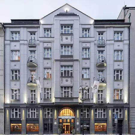 Hotel The Emblem - Preferred & Praag