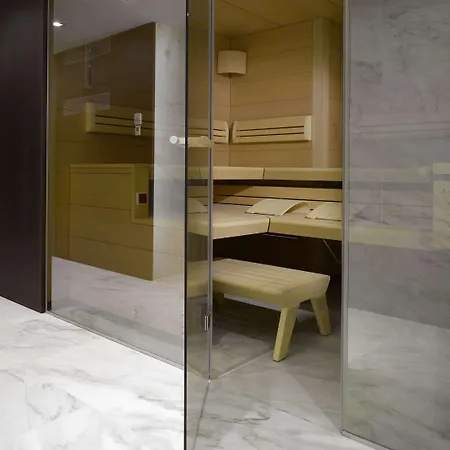 The Emblem - Preferred & Hotel Prague