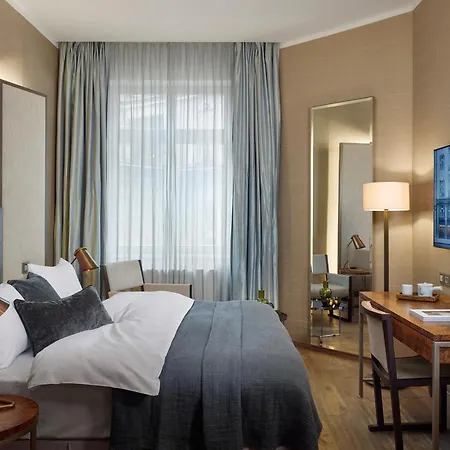 Hotel The Emblem - Preferred & Prague