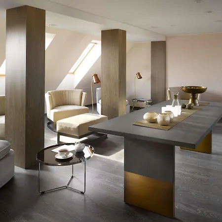 The Emblem - Preferred & 5* Praga