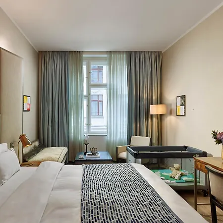The Emblem Hotel 5*