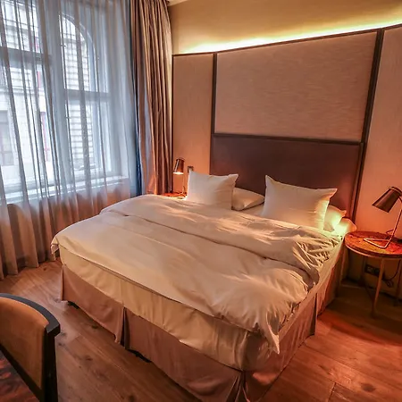The Emblem - Preferred & 5* Praha