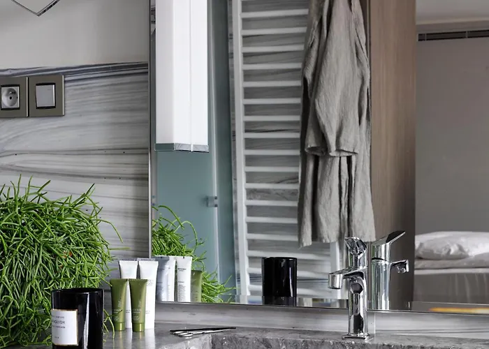 The Emblem - Preferred & 5* Praga