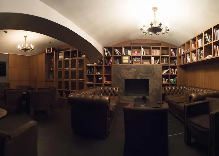 The Emblem - Preferred & Hotel 5*