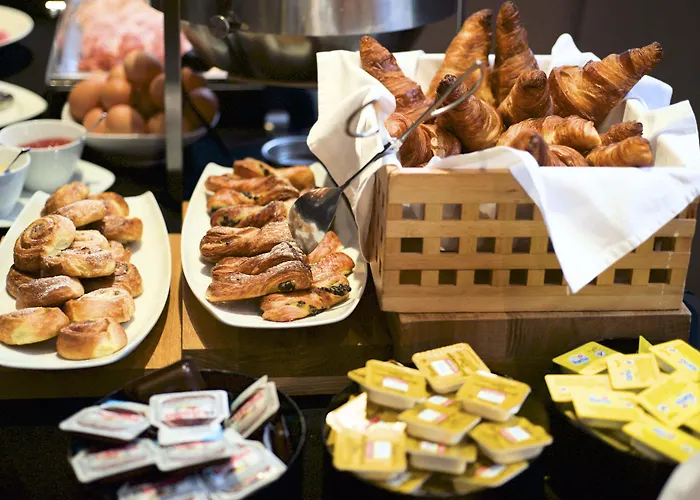 Hotel The Emblem - Preferred &