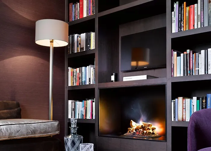 The Emblem - Preferred & Hotel Praga