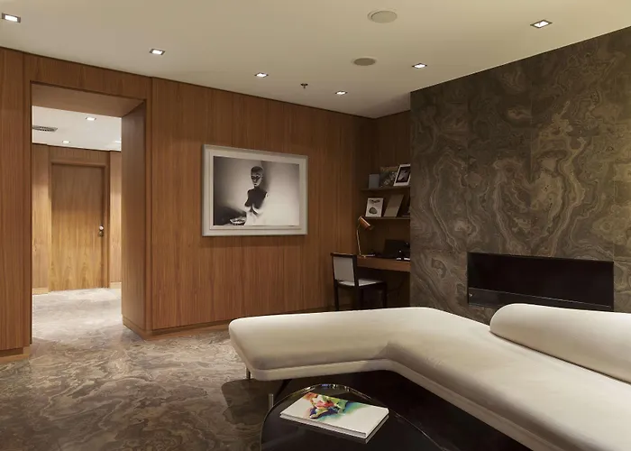 Hotel The Emblem - Preferred & Praga